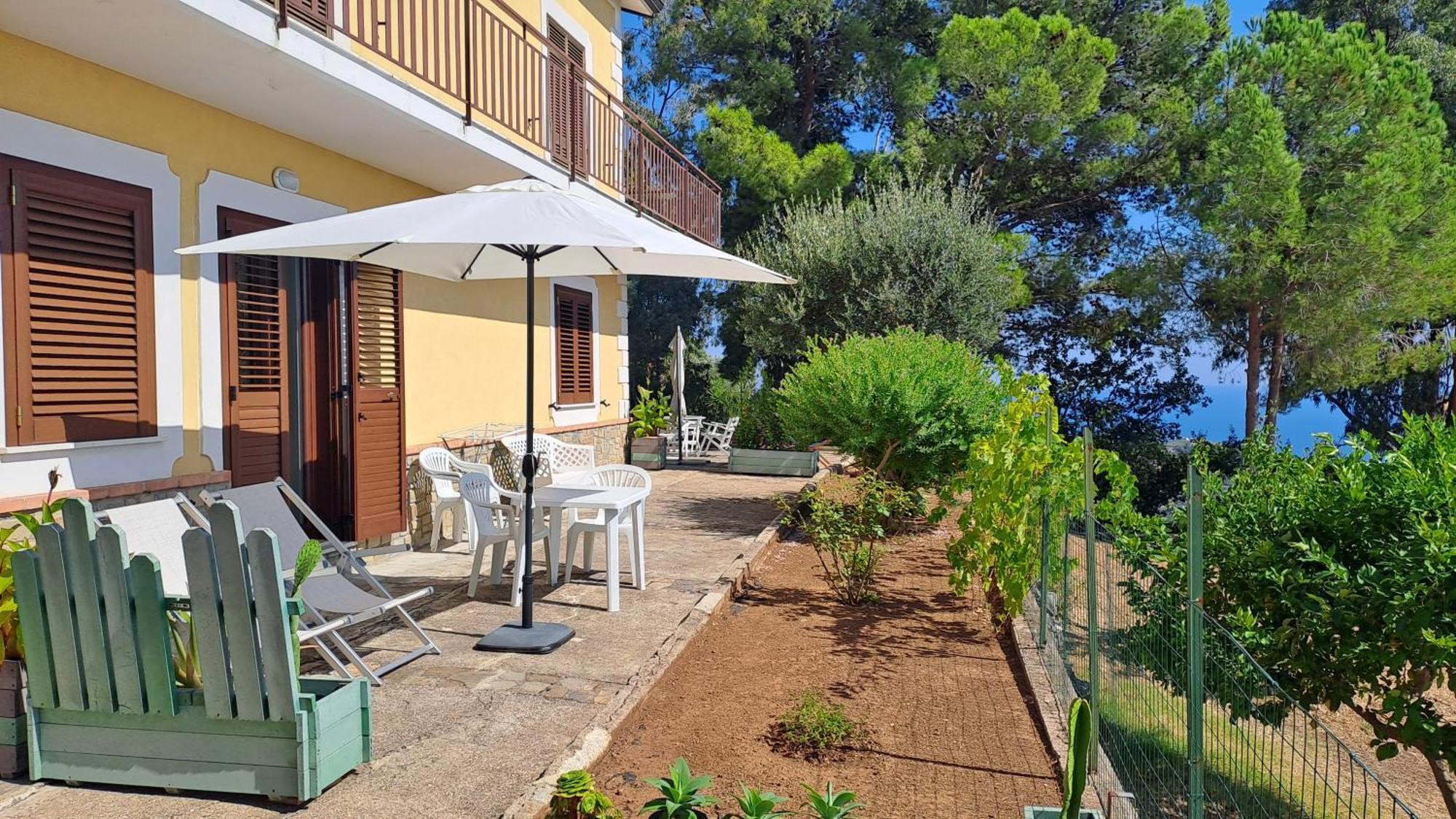 Le Pigne Casa Vacanze. Pollica Luaran gambar
